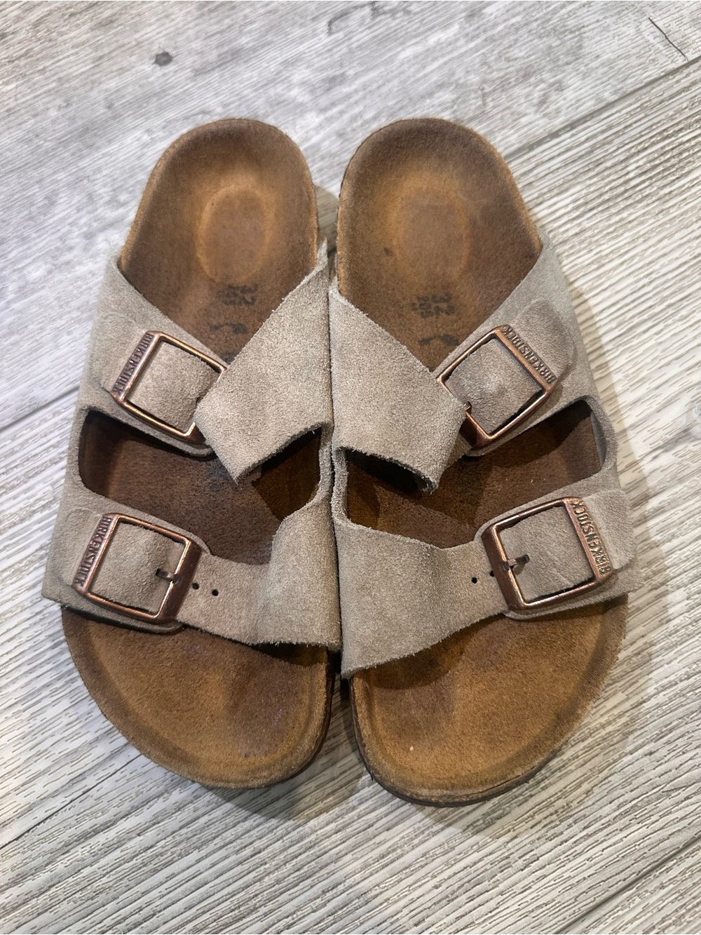 Birkenstock Kids Arizona Suede Sandals in Light Taupe